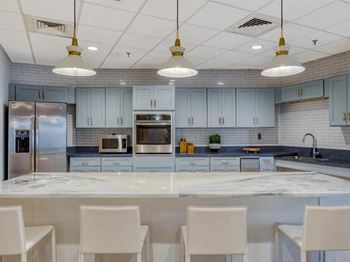Community kitchen
